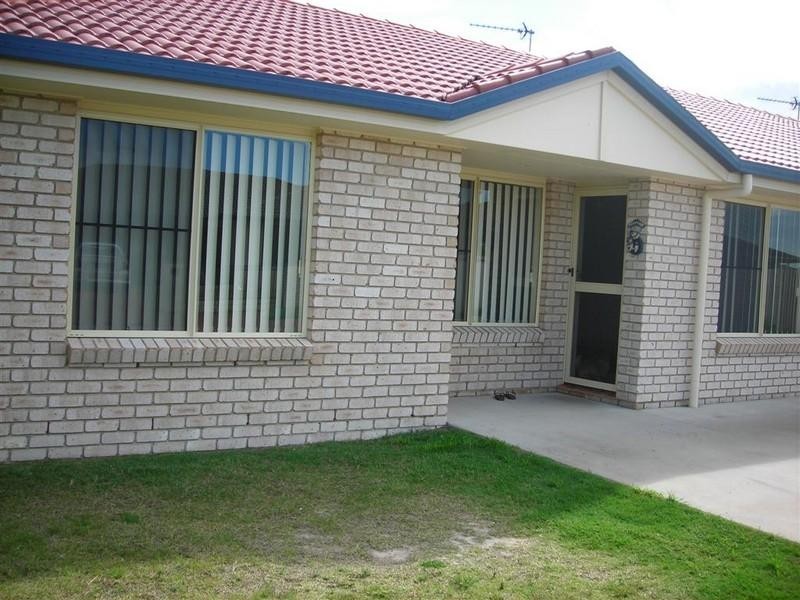 1/40 Wide Bay Drive, Pialba QLD 4655