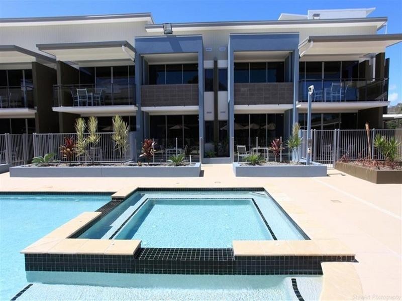 627 Charlton Esplanade, Urangan QLD 4655