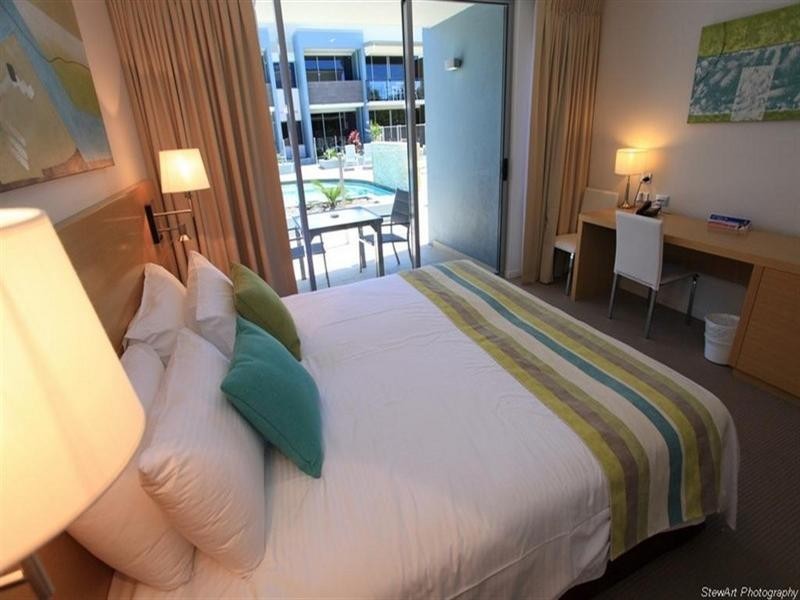 627 Charlton Esplanade, Urangan QLD 4655