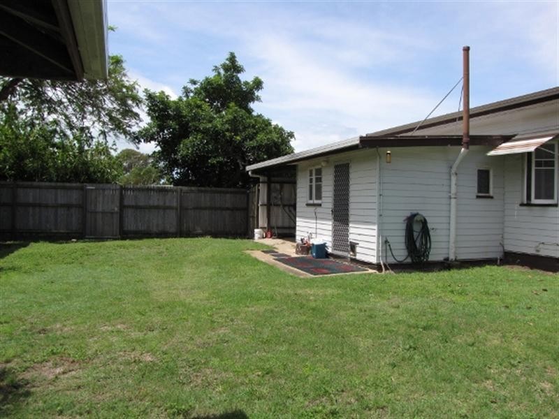 17-19 LESLIE Lane, Scarness QLD 4655