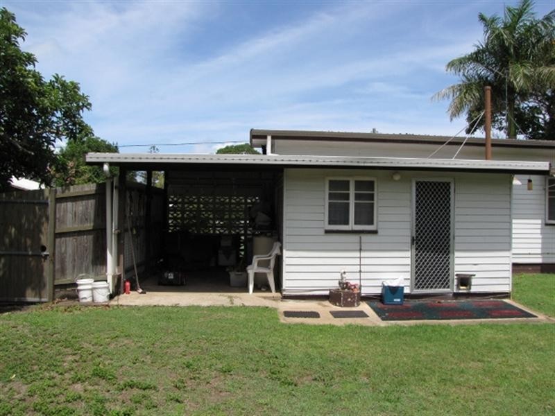 17-19 LESLIE Lane, Scarness QLD 4655