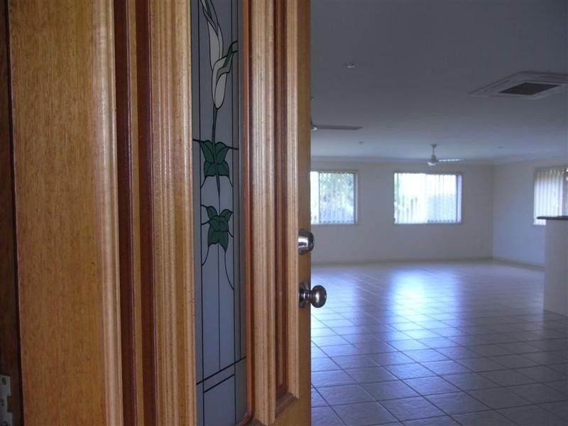 35 ST Joseph Drive, Urraween QLD 4655