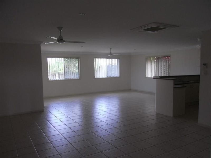 35 ST Joseph Drive, Urraween QLD 4655