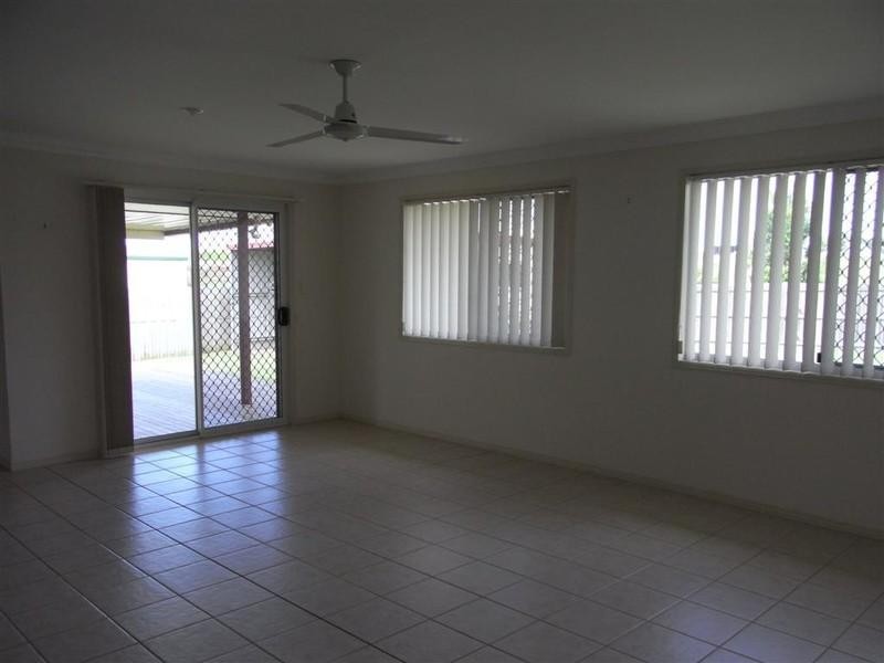 35 ST Joseph Drive, Urraween QLD 4655