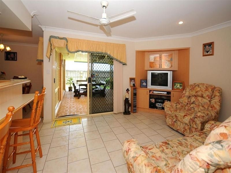 211 Lower Mountain Road, Dundowran QLD 4655