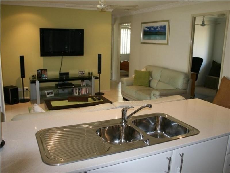 10 Koloi Street, Scarness QLD 4655