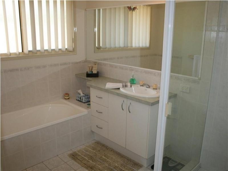 10 Koloi Street, Scarness QLD 4655