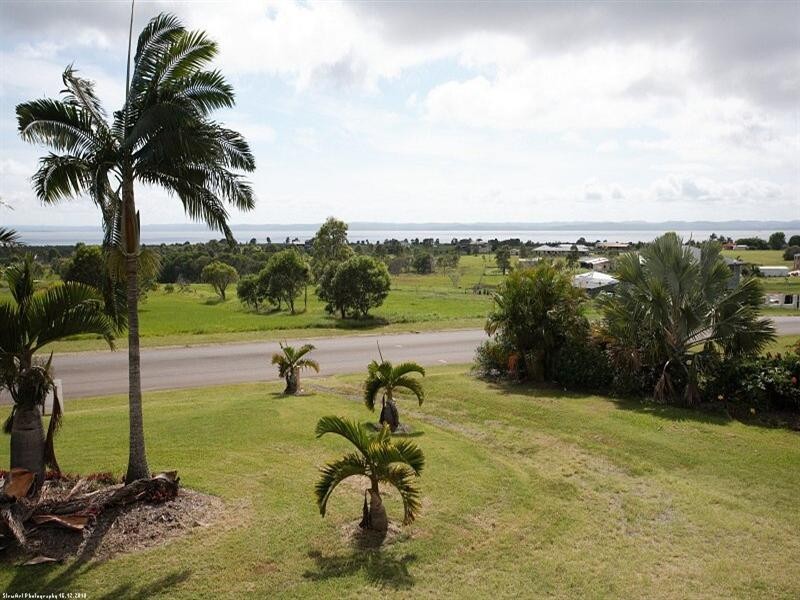 88 Cove Boulevard, River Heads QLD 4655