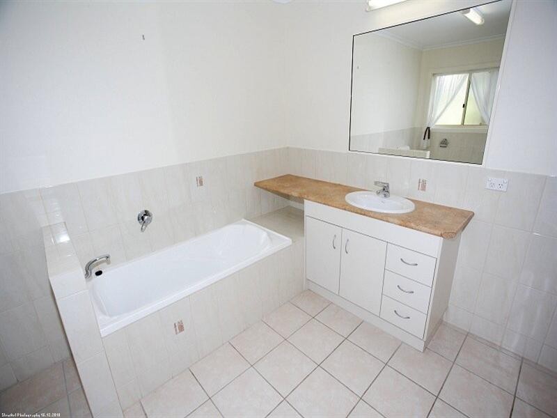 88 Cove Boulevard, River Heads QLD 4655