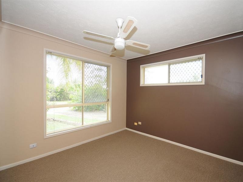 4 Cassia Avenue, Scarness QLD 4655