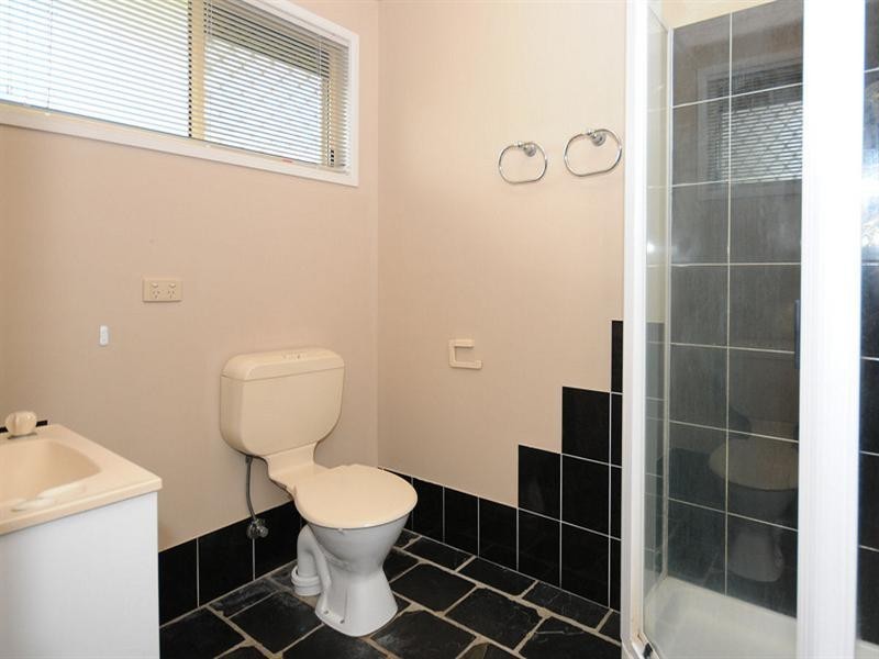 4 Cassia Avenue, Scarness QLD 4655