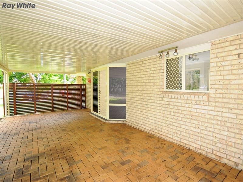 4 Cassia Avenue, Scarness QLD 4655