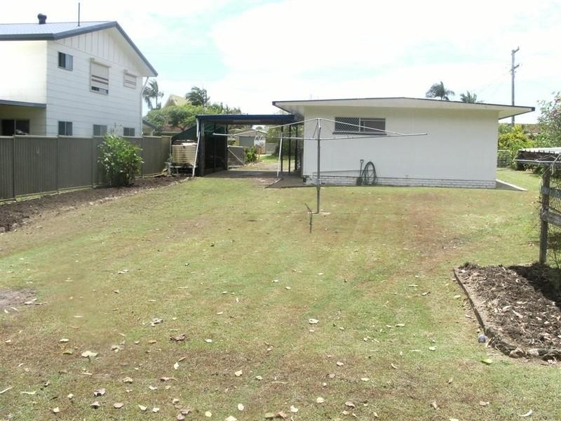 123 Oleander Avenue, Kawungan QLD 4655
