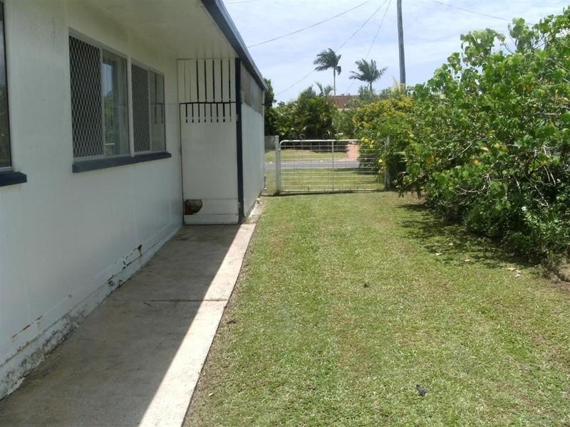 123 Oleander Avenue, Kawungan QLD 4655