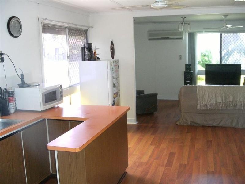 123 Oleander Avenue, Kawungan QLD 4655