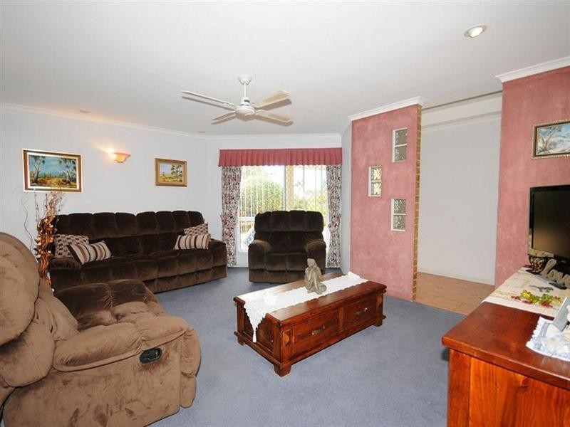 4 Stevens Close, Kawungan QLD 4655