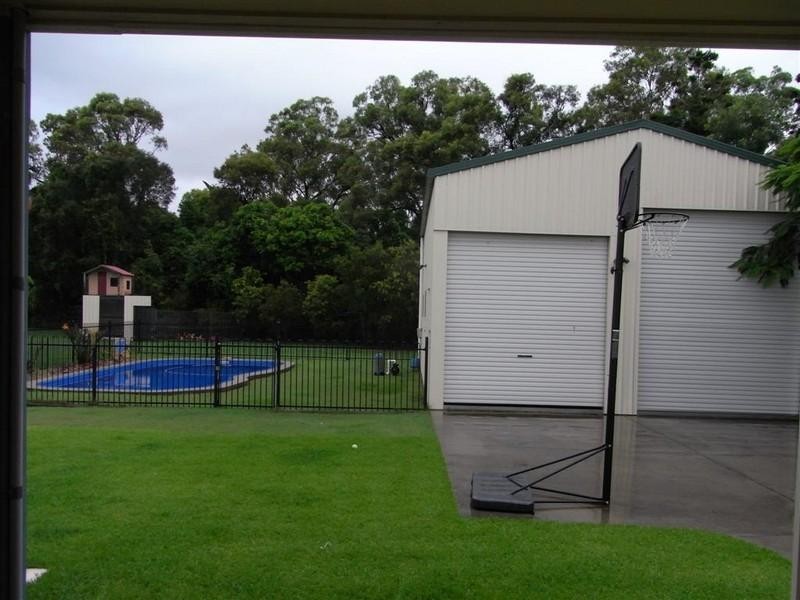45 Fairway Drive, Urraween QLD 4655