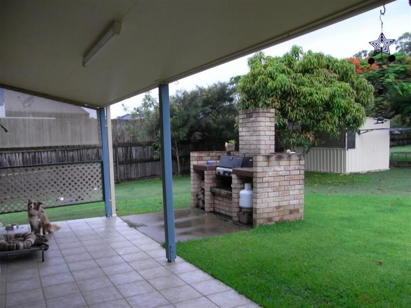 45 Fairway Drive, Urraween QLD 4655