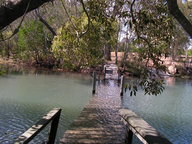 40 Vista Street, Urangan QLD 4655