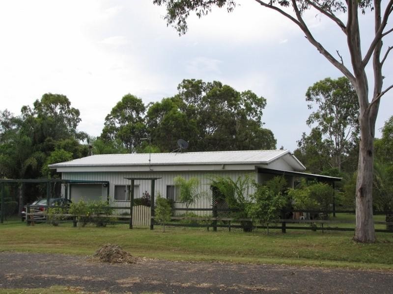 40 Vista Street, Urangan QLD 4655