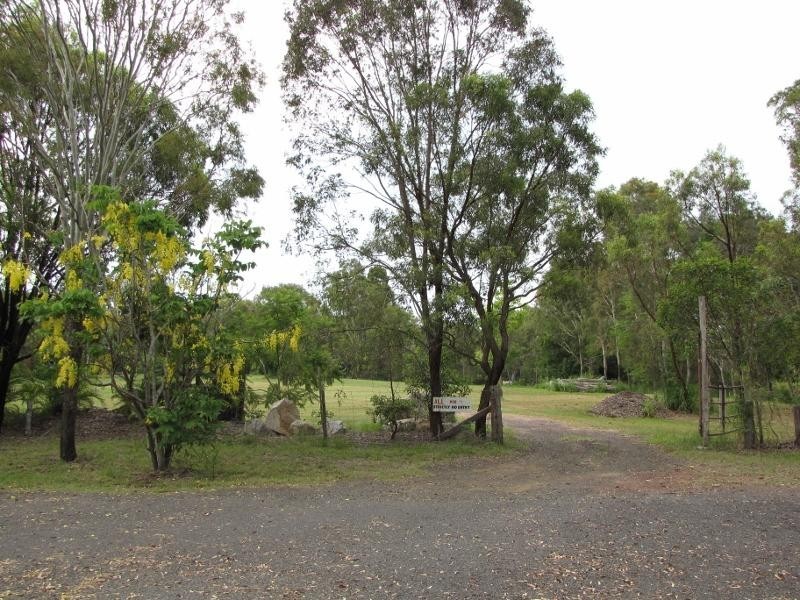 40 Vista Street, Urangan QLD 4655