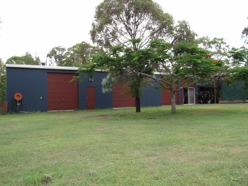 40 Vista Street, Urangan QLD 4655