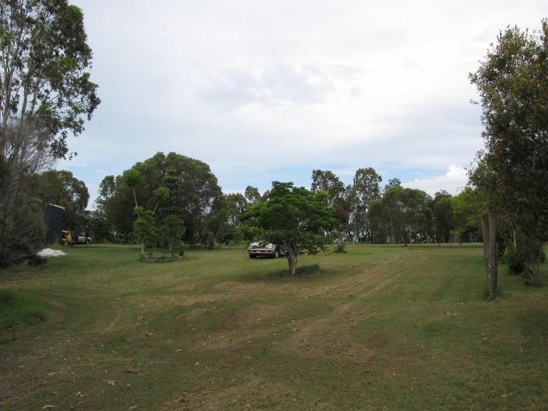 40 Vista Street, Urangan QLD 4655