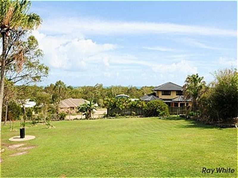 17 Scenic Drive, Dundowran Beach QLD 4655