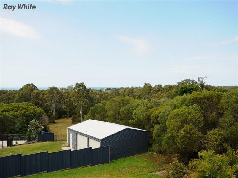 21 EDGEWATER, Craignish QLD 4655