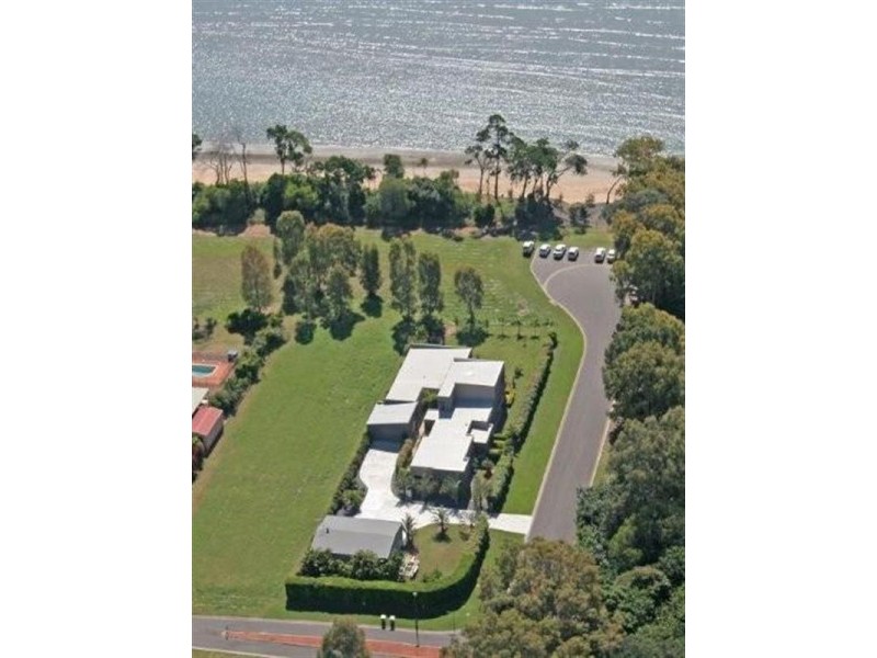 1 Dundowran Beach Esplanade, Dundowran Beach QLD 4655