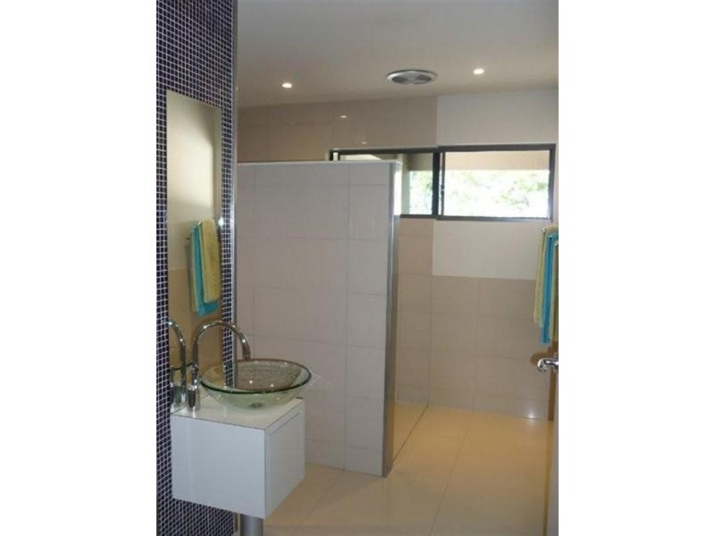 1 Dundowran Beach Esplanade, Dundowran Beach QLD 4655