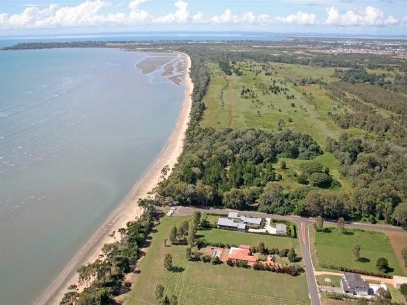 1 Dundowran Beach Esplanade, Dundowran Beach QLD 4655