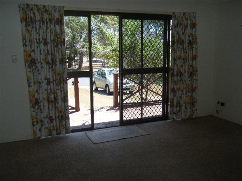 9 Top Street, Torquay QLD 4655