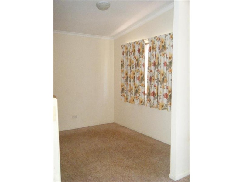 9 Top Street, Torquay QLD 4655