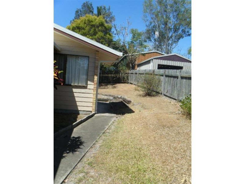 9 Top Street, Torquay QLD 4655