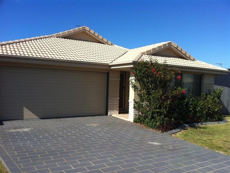 7 Teresa Street, Nikenbah QLD 4655