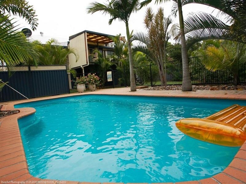 209 Torquay Terrace, Torquay QLD 4655