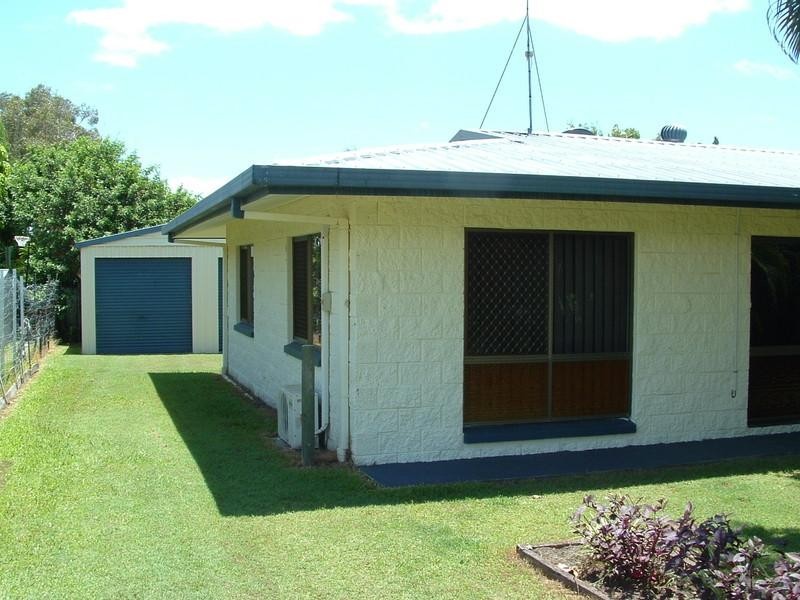 12 Vanda Street, Urangan QLD 4655