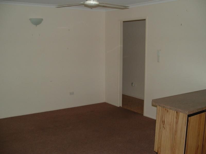 12 Vanda Street, Urangan QLD 4655