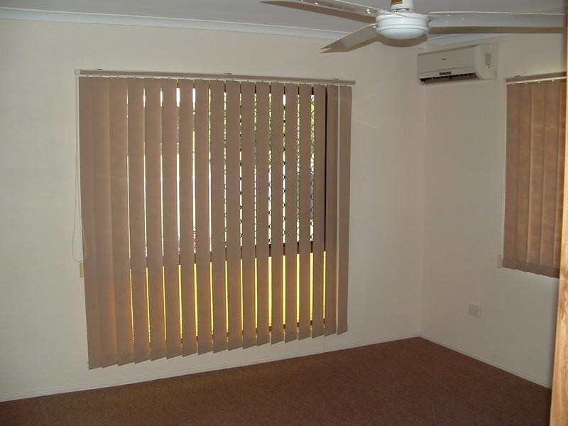 12 Vanda Street, Urangan QLD 4655