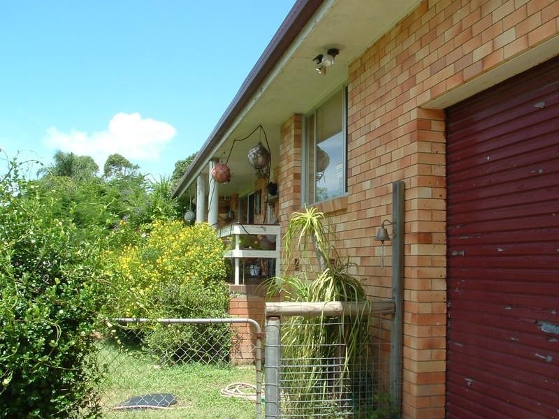 12 Windsor Way, Urraween QLD 4655