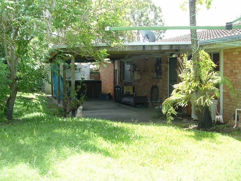 12 Windsor Way, Urraween QLD 4655