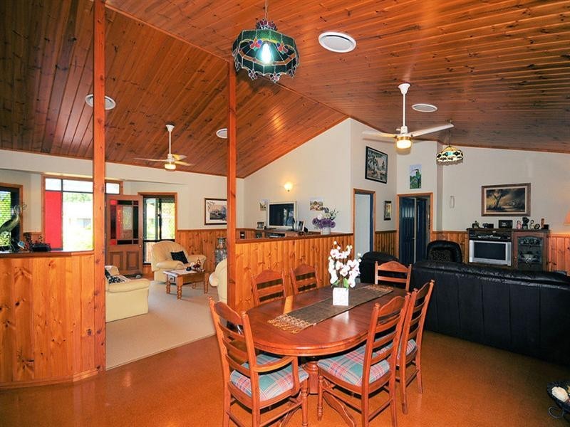 52 Sempfs Road, Dundowran Beach QLD 4655