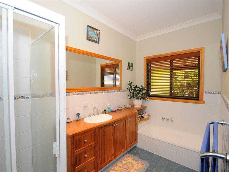 52 Sempfs Road, Dundowran Beach QLD 4655