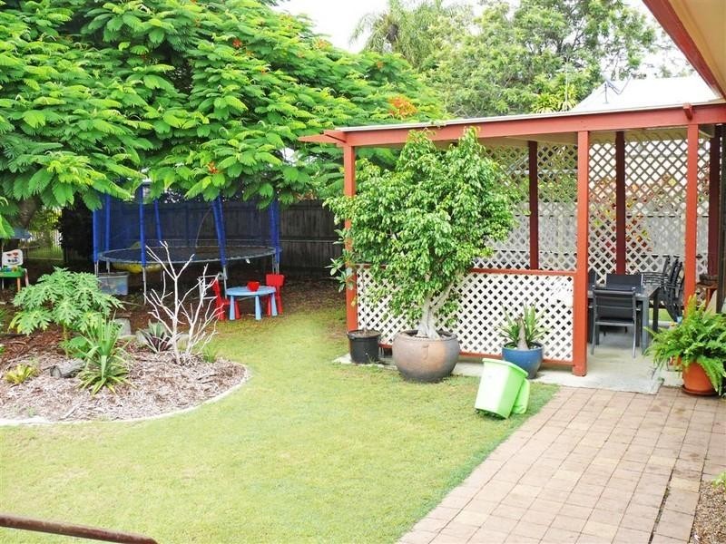 19 Truro Street, Torquay QLD 4655