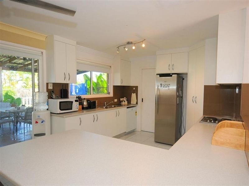 16 Mackay Drive, Kawungan QLD 4655