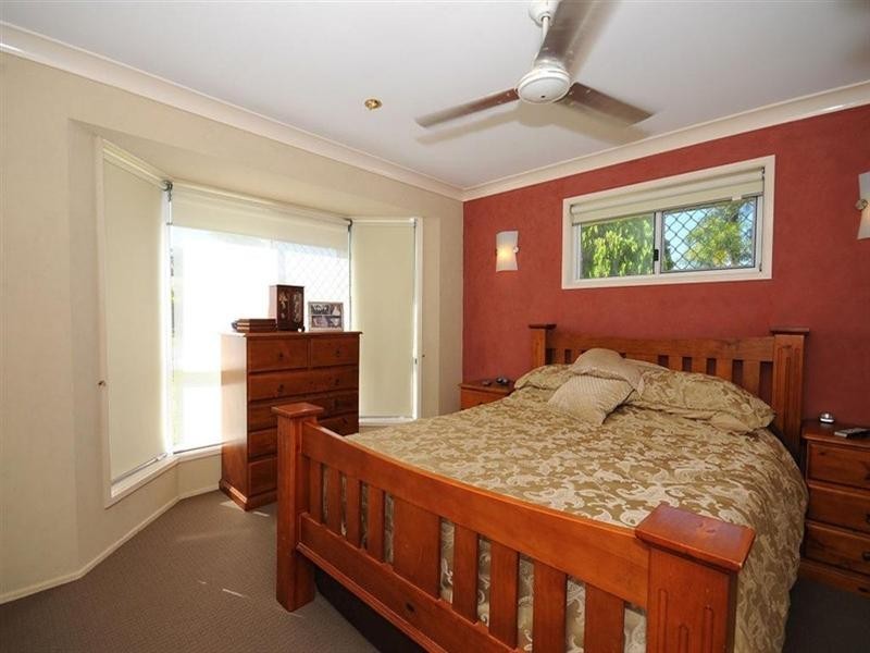 16 Mackay Drive, Kawungan QLD 4655