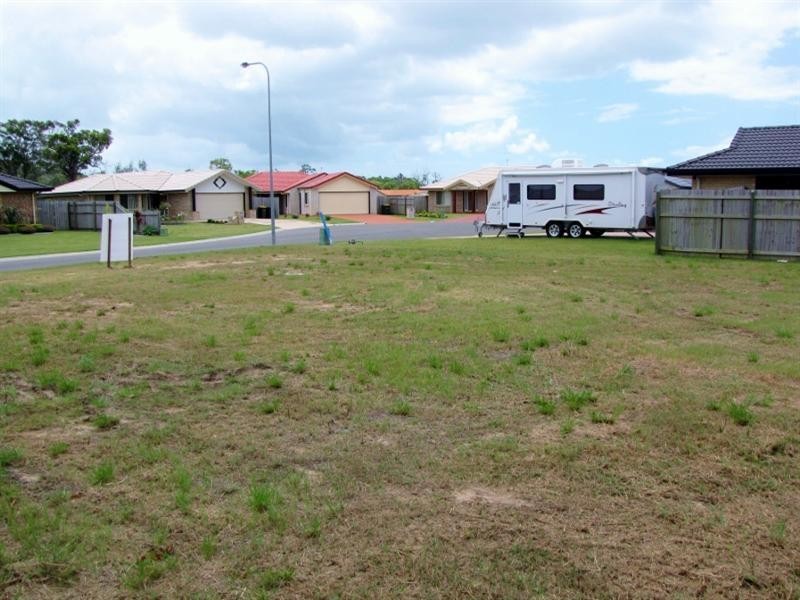 13 KINGSTON Court, Point Vernon QLD 4655