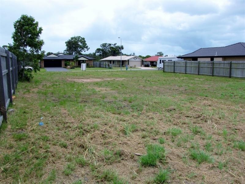 13 KINGSTON Court, Point Vernon QLD 4655