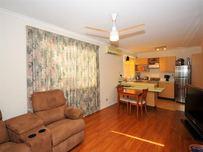 House 27/295 Boat Harbour Drive, Scarness QLD 4655